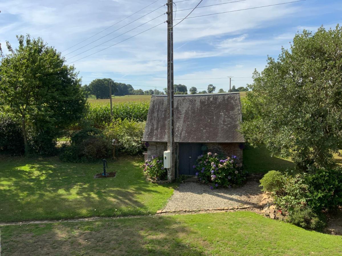 Welcoming And Peaceful Bed And Breakfast Fougerolles-du-Plessis Kültér fotó
