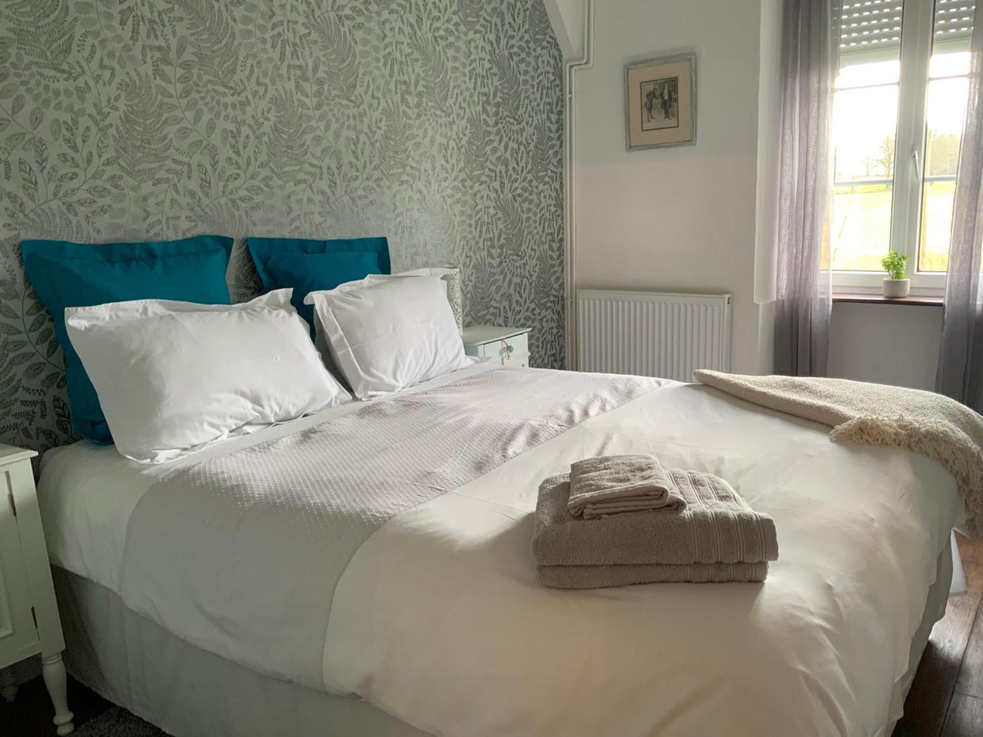 Welcoming And Peaceful Bed And Breakfast Fougerolles-du-Plessis Kültér fotó