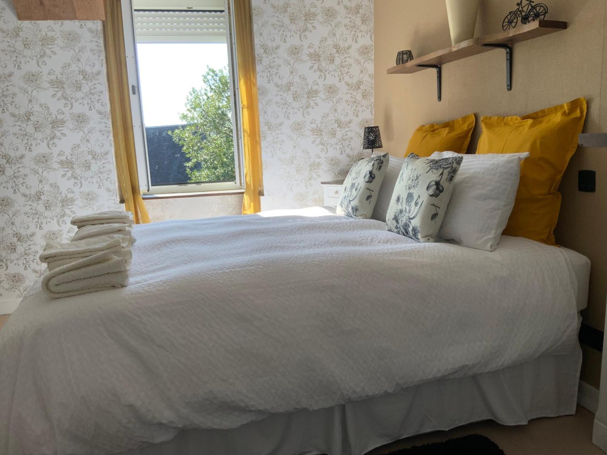 Welcoming And Peaceful Bed And Breakfast Fougerolles-du-Plessis Kültér fotó